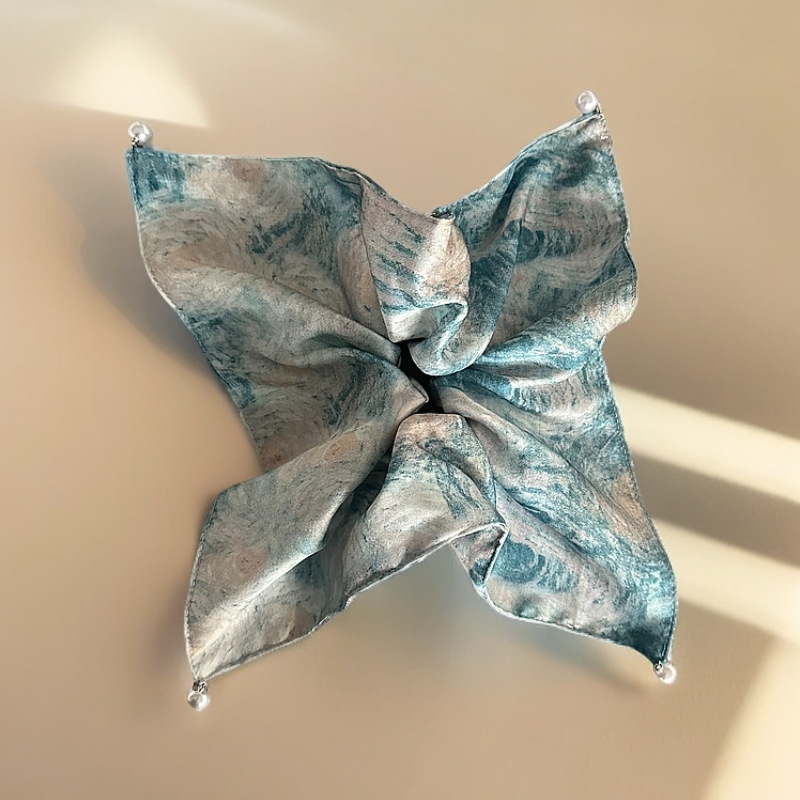 (양면인쇄) 파란색 사각 머리끈, 약 28cm