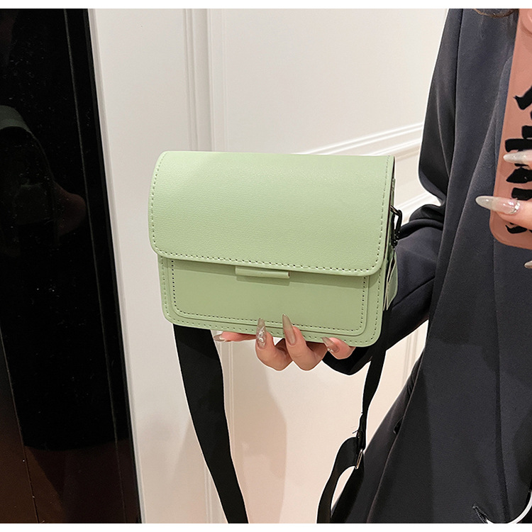 198g Weight Synthetic Leather Lining Material Sewing Thread Fashion Element Flip Cover Closure Type Single Shoulder Strap Strap Type Square Bag Bags Type Casual Occasion Pu Leather Material Solid Color Pattern All Seasons Season Women's Gender Classic Style Style Square Shape Women's Pu Leather Solid Color Classic Style Sewing Thread Square Flip Cover Square Bag 10