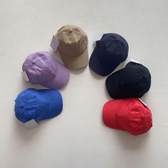 子供用帽子ソフトトップ野球帽刺繍入りベビーコットン通気性のあるひさしキャップ男の子と女の子用多用途日焼け止めサンハット