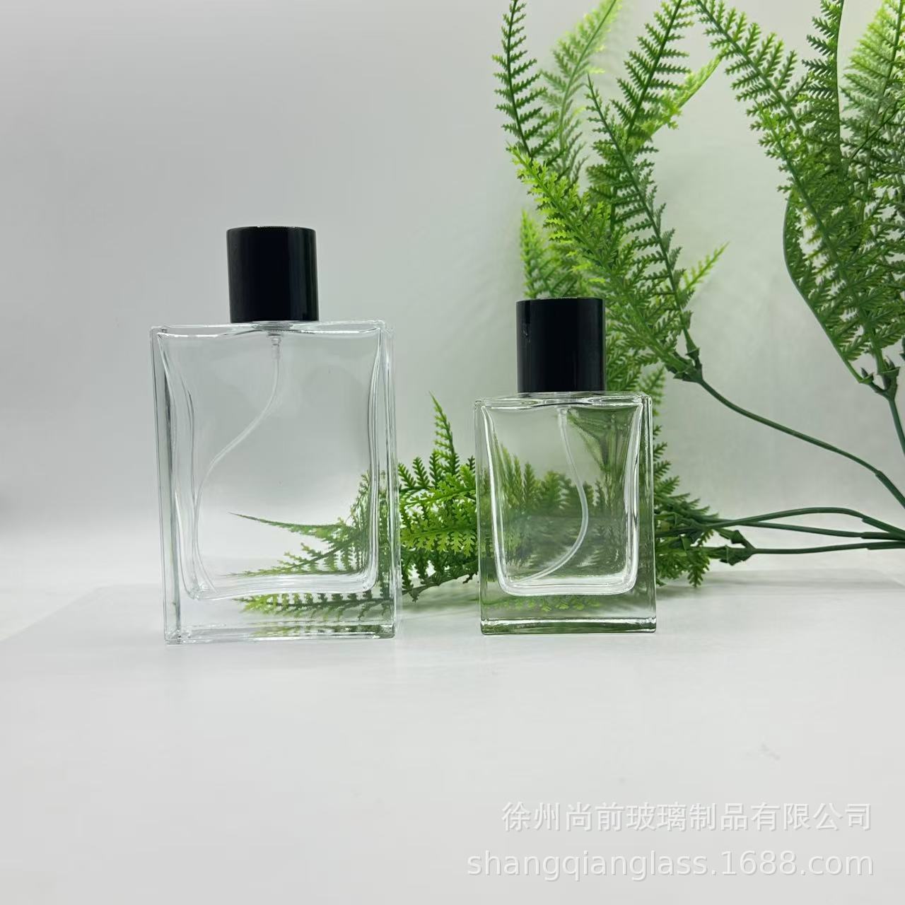 厂家现货批发长方厚底玻璃瓶香水分装瓶便携喷雾瓶卡口50ml100ml