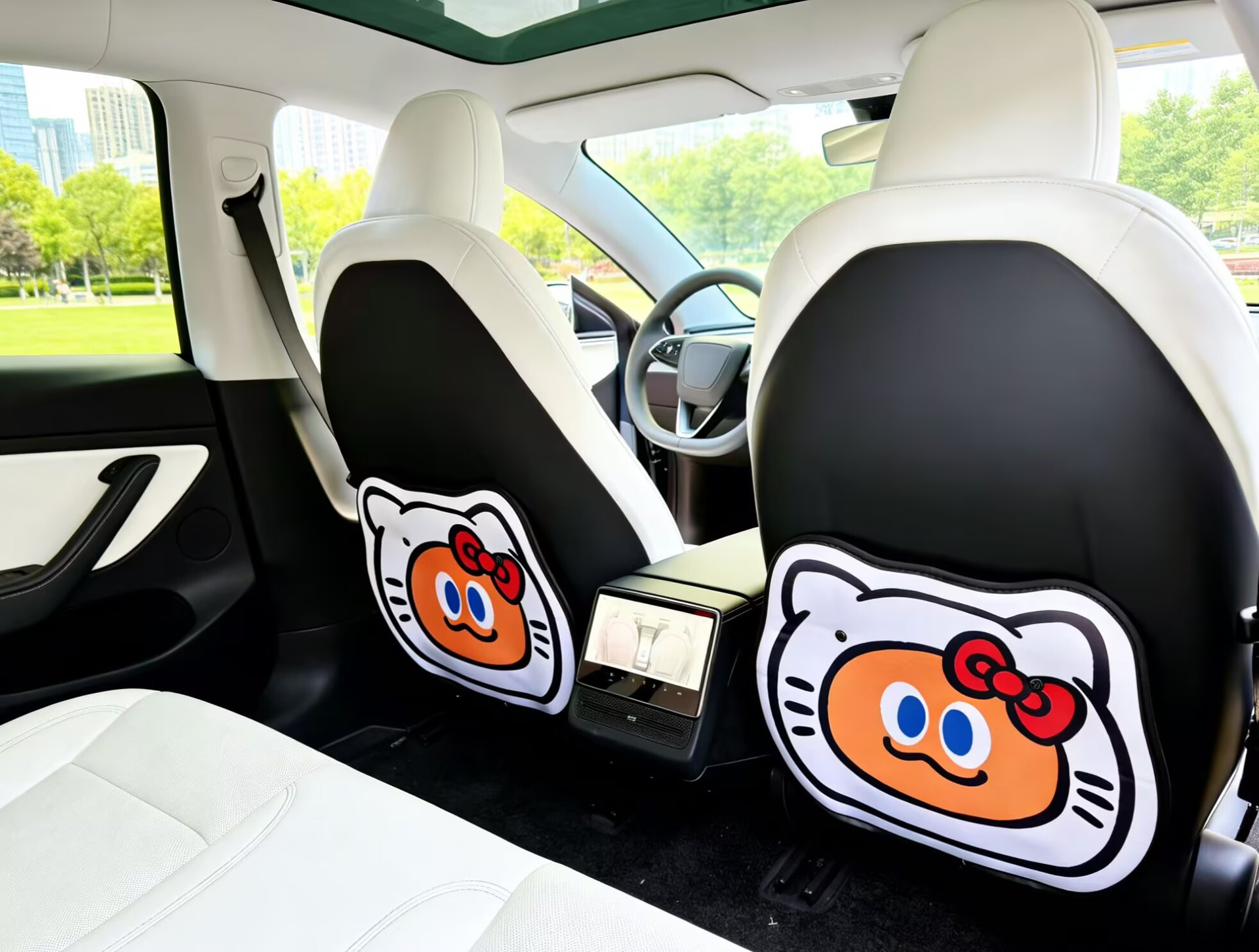 Mayday Merchandise Car Seat Back Anti-Kick Pad, Children's Anti-Kick Pad, Cartoon Car Decoration Anti-Dirt Pad, Car Anti-Kick Pad