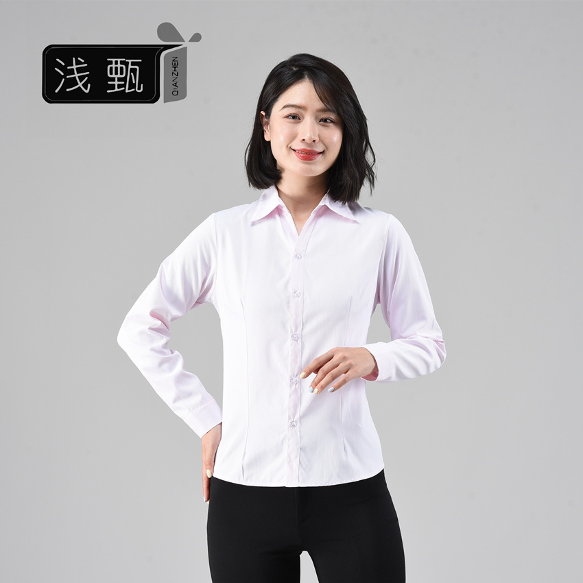 Women's light pink twill V-neck - long sleeves