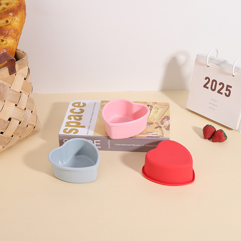 Creative Heart Silicone Cake Mold Kitchen Oven 4inch Love Chiffon Mousse Cake Baking Tool Wholesale