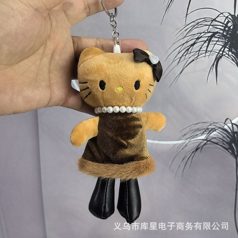 日系 三丽鸥名媛款黑色长腿 凯蒂猫毛绒挂件钥匙扣玩偶包包钥匙扣|undefined