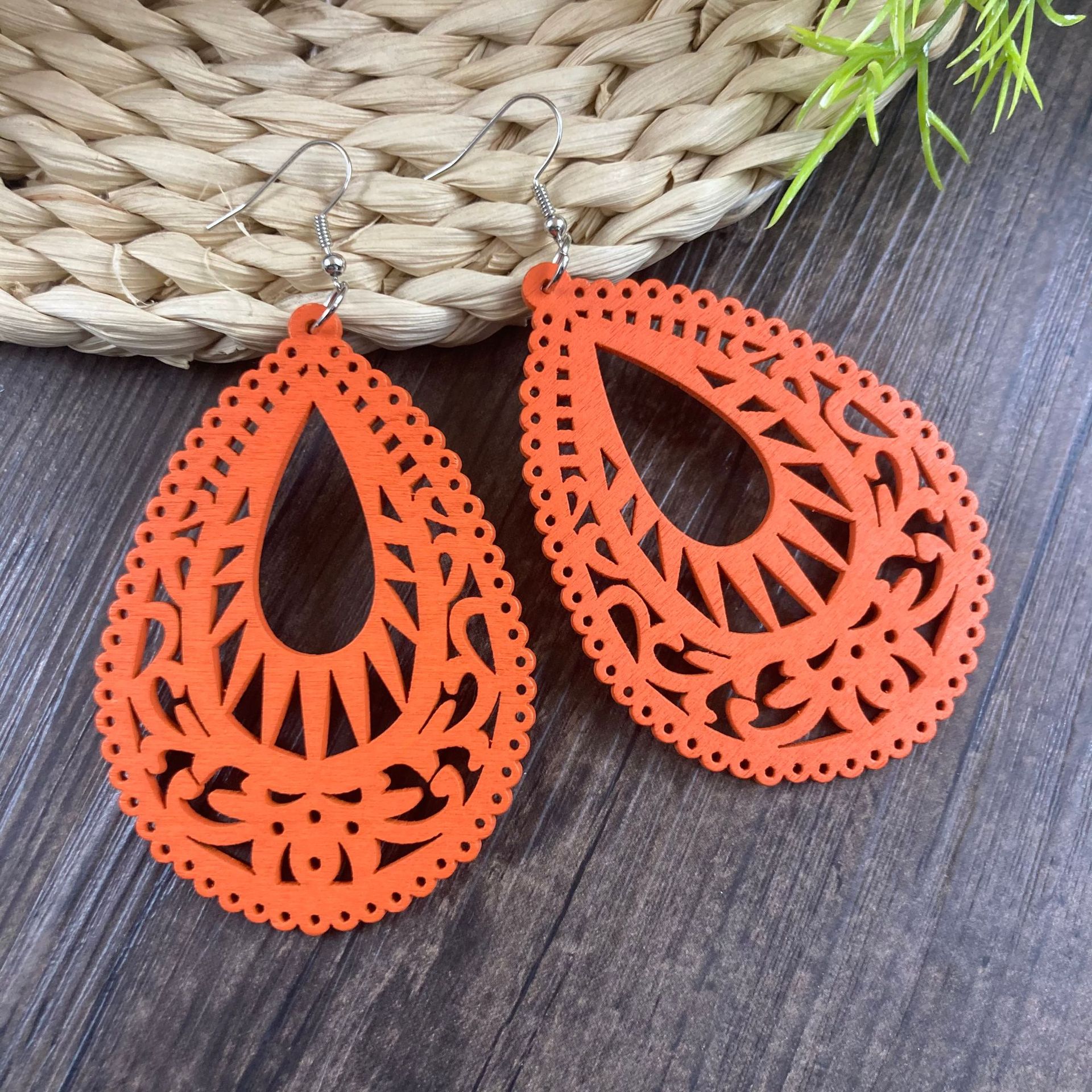 1 Pair Casual Ethnic Style Water Droplets Stoving Varnish Hollow Out Wood Drop Earrings display picture 6