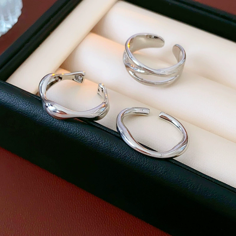 П fashionable ring with zircon?