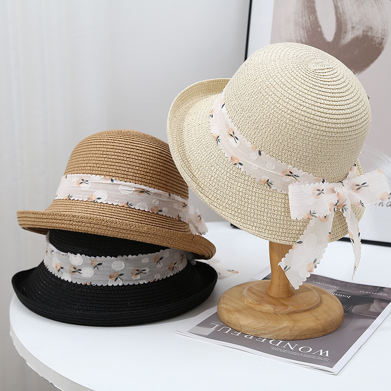 Slim outdoor sunshade