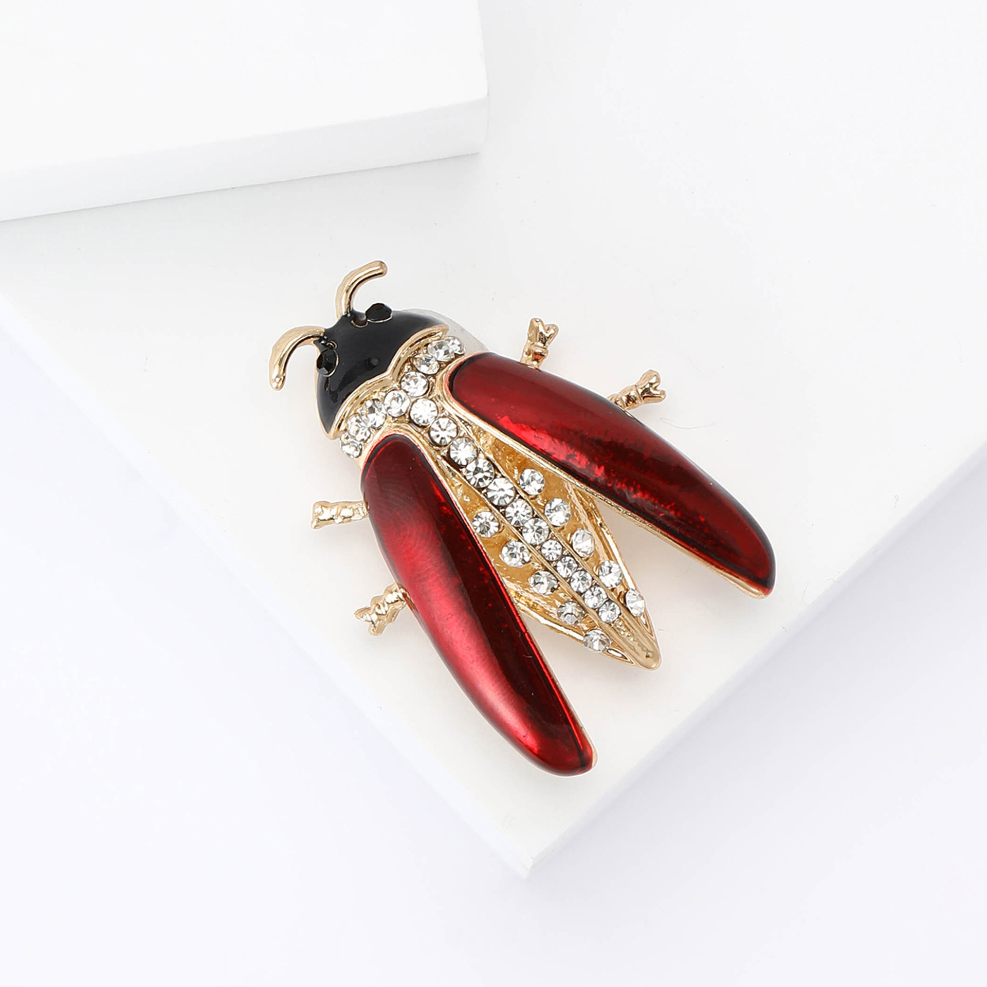 New Fashion All-match Alloy Enamel Ladybug Brooch Personalized Creative Men's and Women's Suit Cardigan Corsage Jewelry Pin