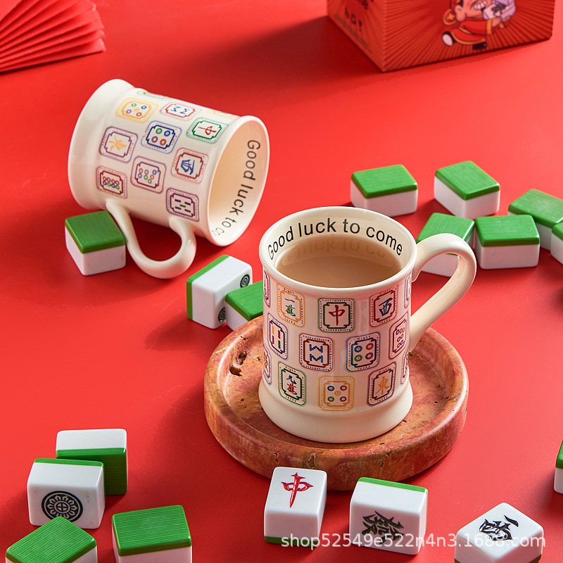 Taza de mahjong creativa de la marea nacional Taza de agua rica Taza de marca casera Taza de cerámica extraña Taza de cerámica regalo de cumpleaños pareja