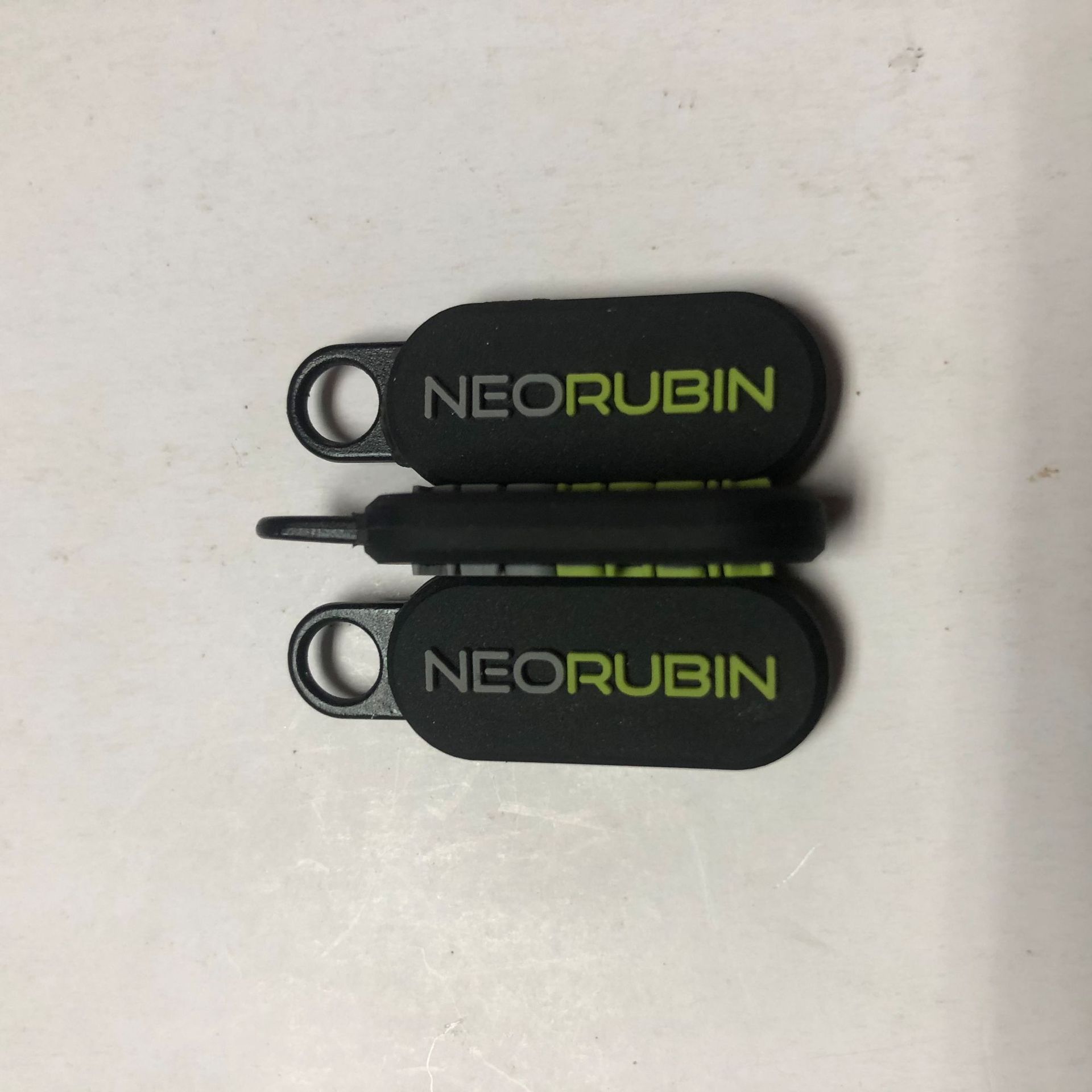 工厂供应滴胶硅胶PVC软胶双面手袋箱包拉牌拉头拉手