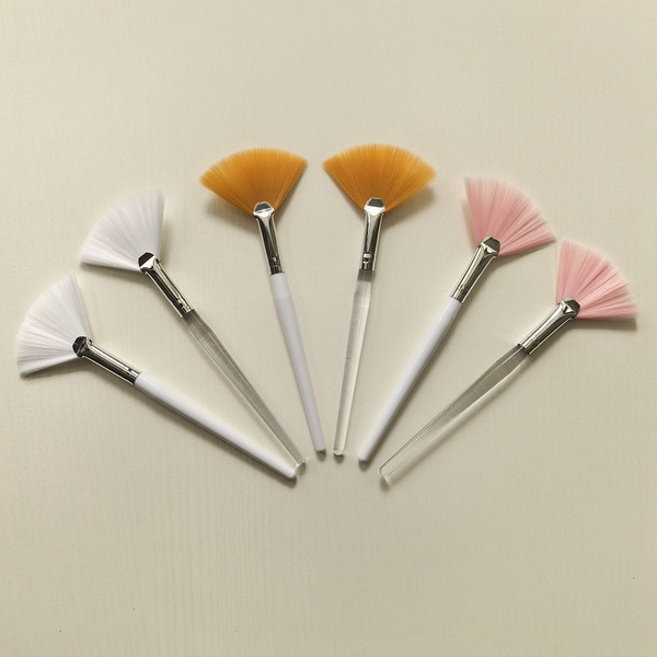 Cosmetic face mask