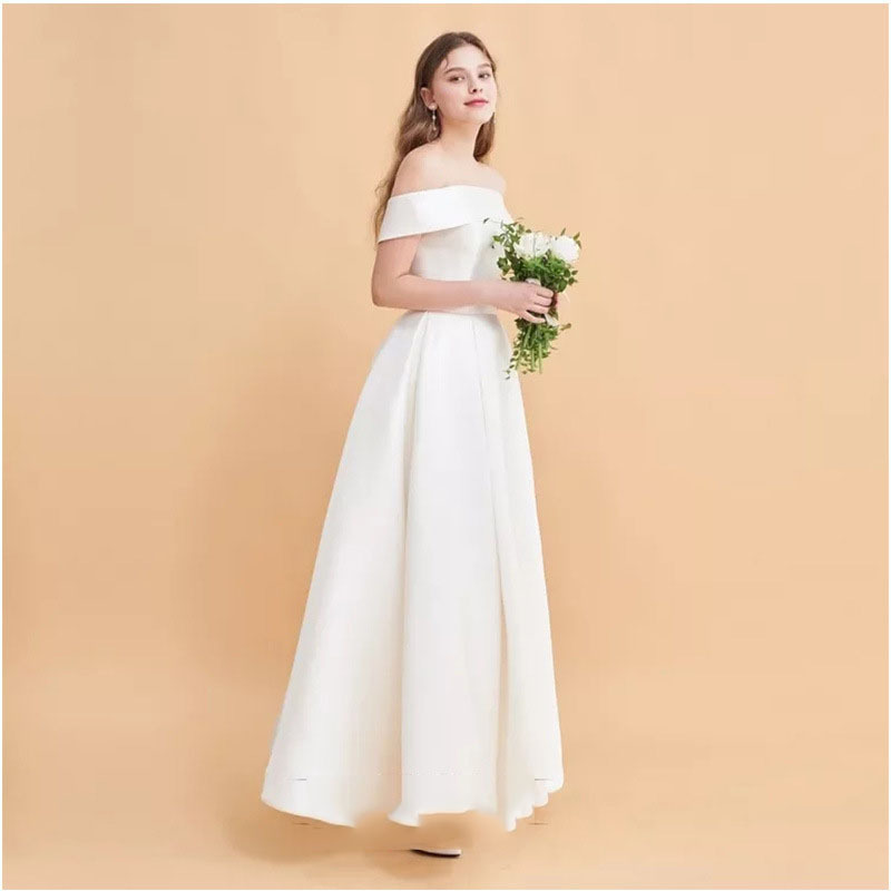 European and American Style Light Wedding Dress 2026 New Summer Satin Wedding Dress for Travel Photography, Lightweight Off-Shoulder Dress, Slimming Evening Dress