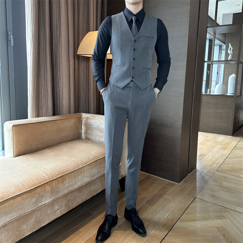 Mid -gray (single -piece trousers)