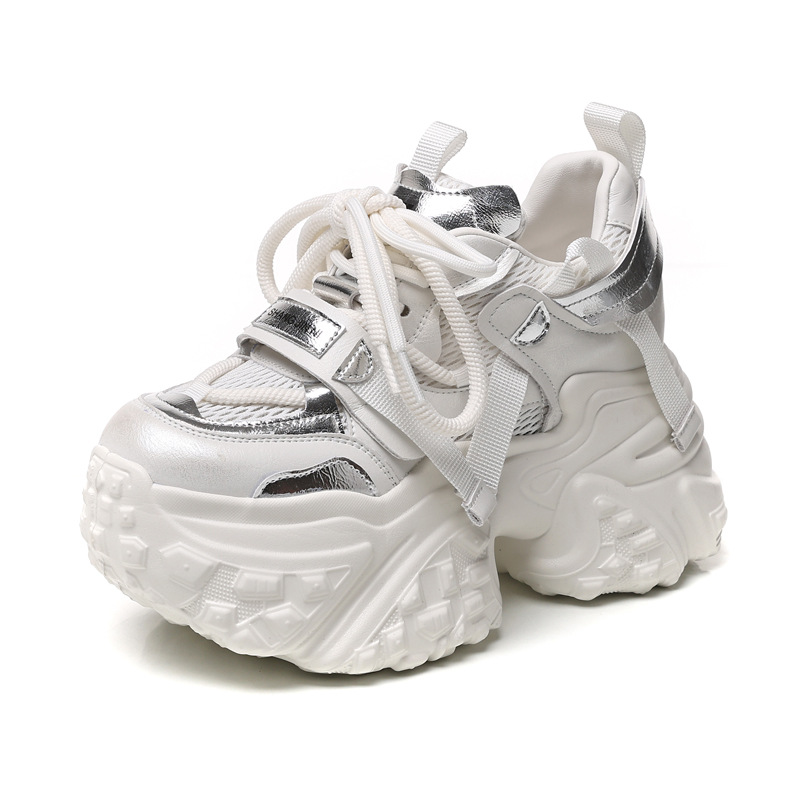 Giày sneaker nữ chunky đế dày lưới thoáng khí, tăng chiều cao bên trong — Màu trắng be