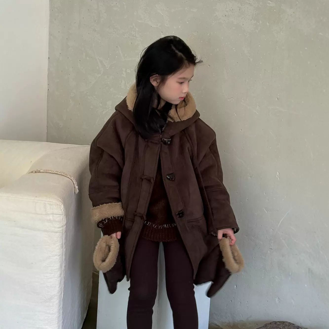 童外套2025秋冬韩版女童牛角扣皮毛一体连帽羊羔儿童中长款外套