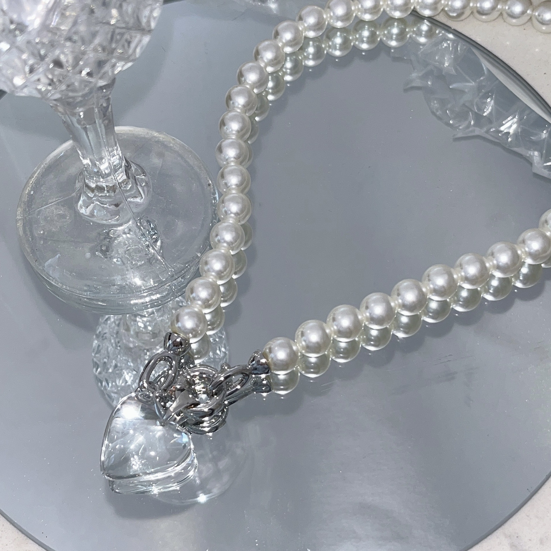 Sweet Heart Shape Arylic Pearl Pendant Necklace