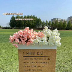 Handmade, DIY flower bouquet filled with stars—crafted from yarn, a timeless gift perfect for your best friend or girlfriend!