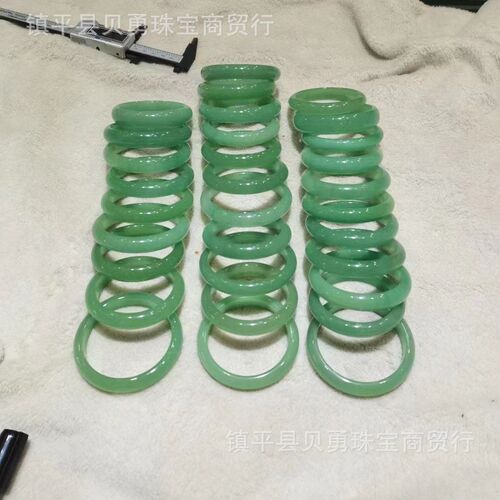 Factory Wholesale Natural Dongling Jade Bracelet for Women, Fresh and Elegant Style, Full Green, Fine Round Bead Bracelet, Beauty Bracelet