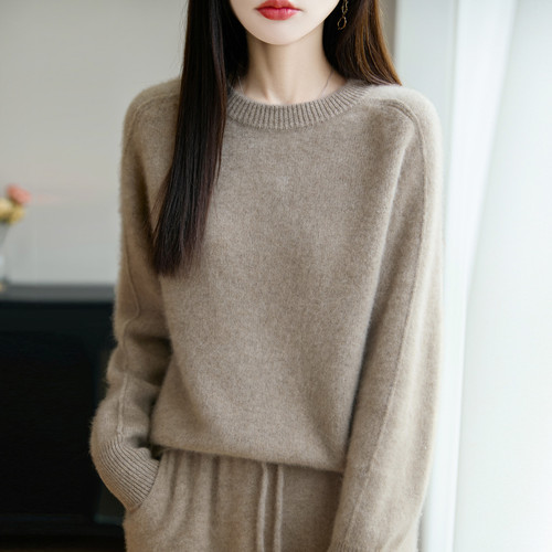 Soft waxy warm wool sweater for women, 100 pure wool autumn and winter new round collar loose solid color knitted sweater base shirt