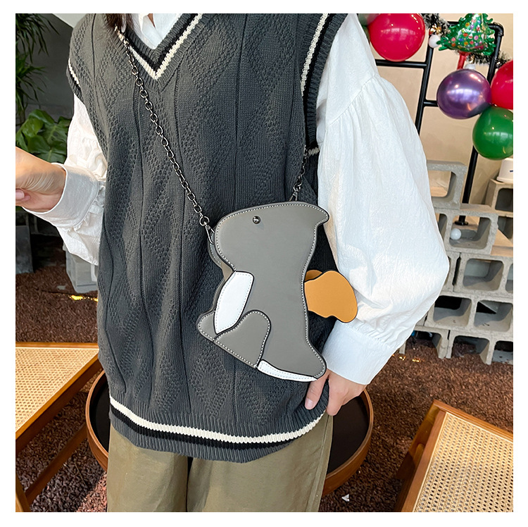 Women's Small Pu Leather Cartoon Cute Zipper Crossbody Bag display picture 12