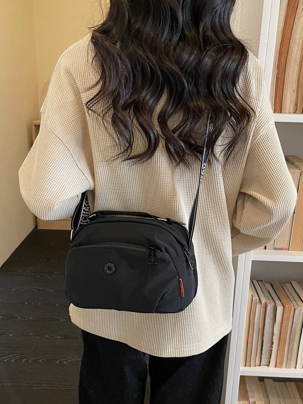 Bolso de tela de nylon coreano para mujeres 2026 nuevo bolso de tendencia transfronteriza pequeño bolso de hombro de viaje ligero image 4