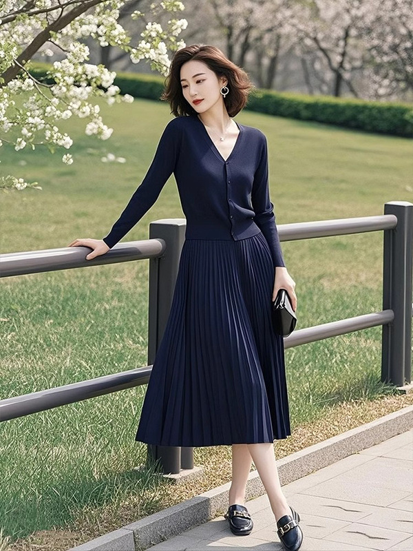 深蓝色针织套装女装2025秋季新款韩版开衫上衣百褶半身裙子两件套|undefined