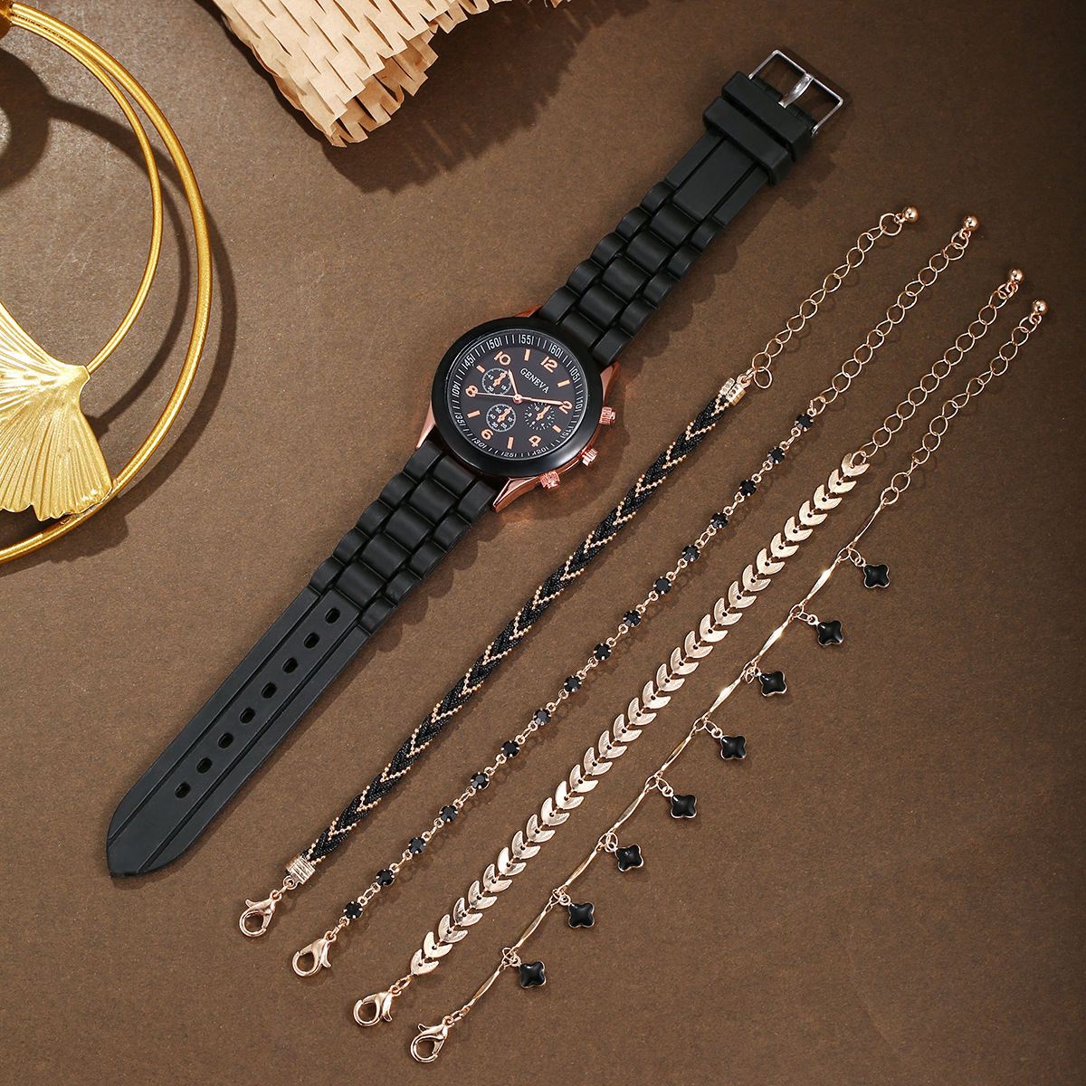 4¼þÌ׺Úɫ±à֯ÊÖÁ´Ì×װ  (1).JPG