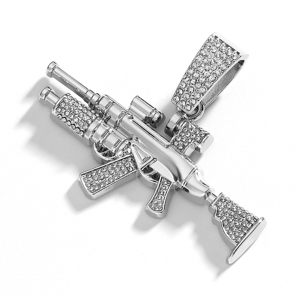 Nuevo estilo transfronterizo joyería de pistola de diamantes simulación de aleación modelo de arma AK joyería de diamantes flash collar de hombre de hip-hop