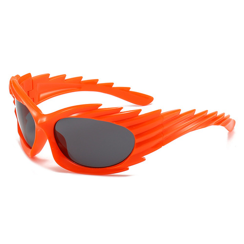 European and American personalized wing riding sunglasses with concave shape ins fashion sunglasses for women barbed hedgehog sunglasses Y2k