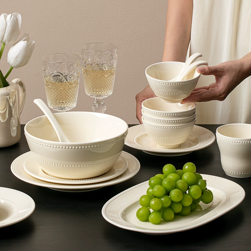 Tableware soup bowl set, bead‑edge design, assorted pieces (spoons, bowls, plates)