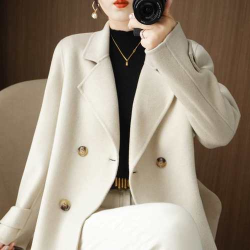 Women's Wool Coat 2025 Short Style Autumn/Winter Petite Loose Outerwear Reverse Season Suit Collar Wool Outerwear Trendy