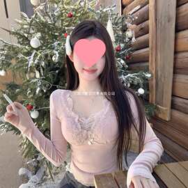 芭蕾风纯欲粉色针织打底衫女秋冬甜辣妹蕾丝内搭短款绝美上衣