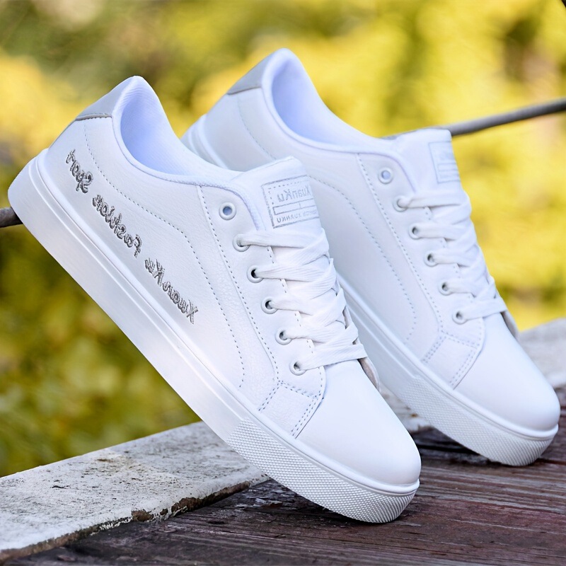 Z 90935 Men's low top white shoes