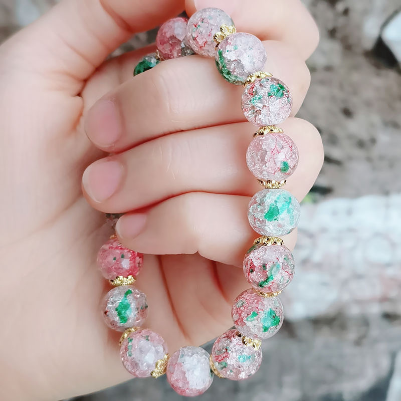 Small design beaded bracelet