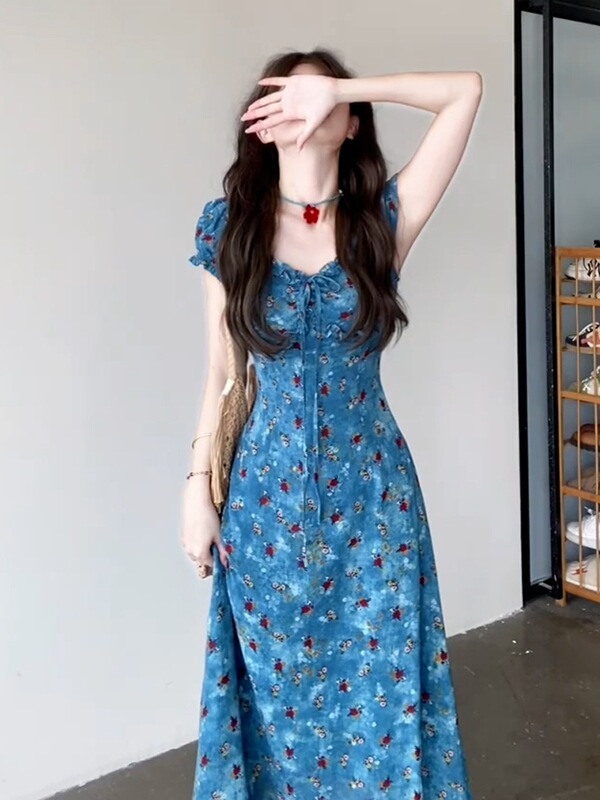 French Retro V-Neck Floral Dress for Women, Summer 2026 New Style, High-End and Elegant Long Dress for Seaside Vacation