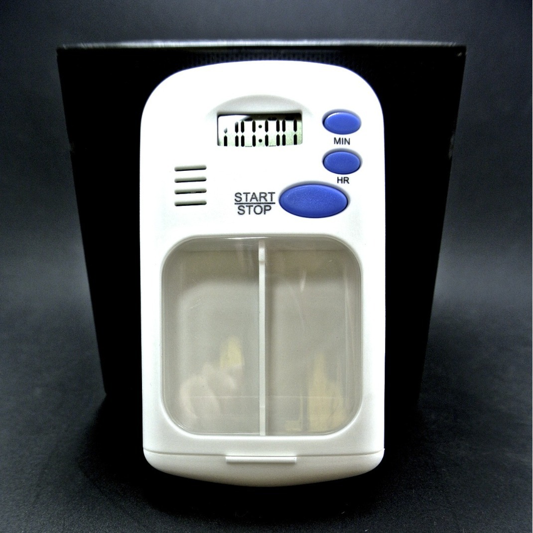 Organizador electrónico de pastillasTemporizador con recordatorio inteligenteCaja portátil con cuenta atrás para medicamentos