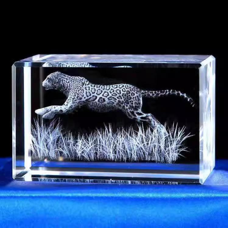 Pequeño puente 3D tallado interior adornos de cristal dinosaurio tortuga tigre águila modelo animal recuerdo del océano