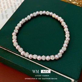 耳环;项链;手链