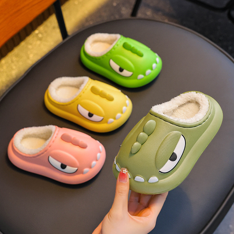 Zapatillas de algodón para niños de invierno, niños y niñas, zapatos de algodón cálidos, EVA impermeable para padres e hijos, bolsas de tacones para bebés