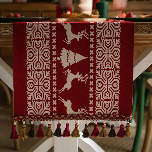 Red Christmas table flag, atmospheric decoration, coffee table cover, Christmas strip tablecloth, chenille restaurant tablecloth