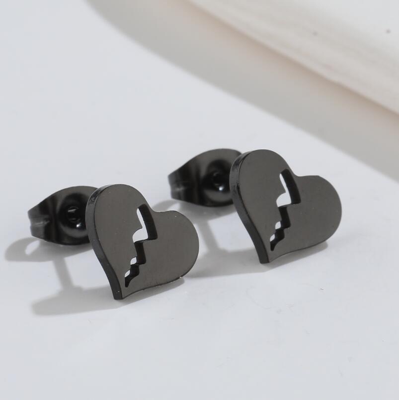 Fashion Heart Shape Titanium Steel Ear Studs Plating No Inlaid Stainless Steel Earrings