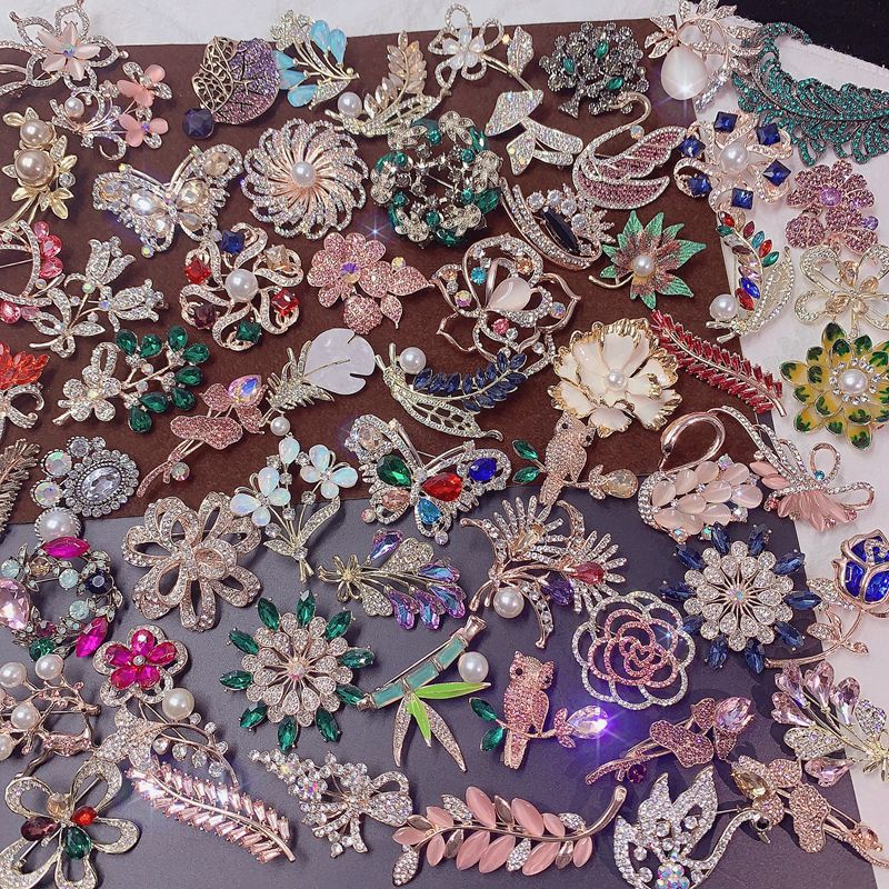 Nail sequins