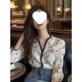 法式轻熟领白色印花长袖衬衫女设计感秋冬别致绝美上衣