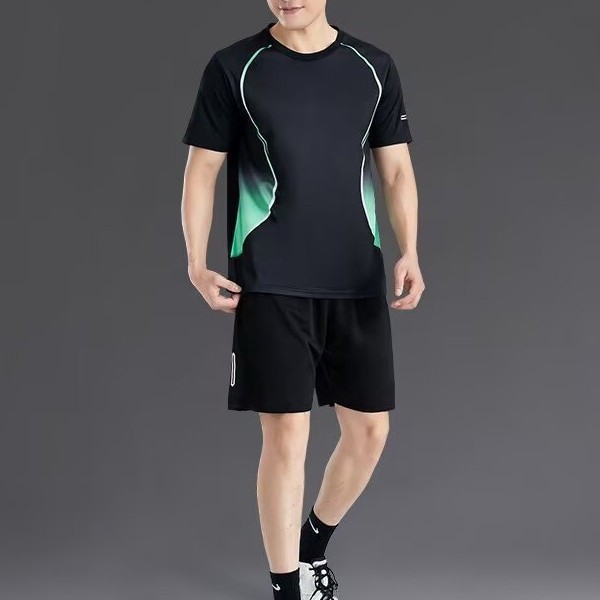 Trajes deportivos de verano para hombres, camisetas de hielo secas rápidas, mangas cortas para hombres, pantalones cortos de entrenamiento transpirables para correr