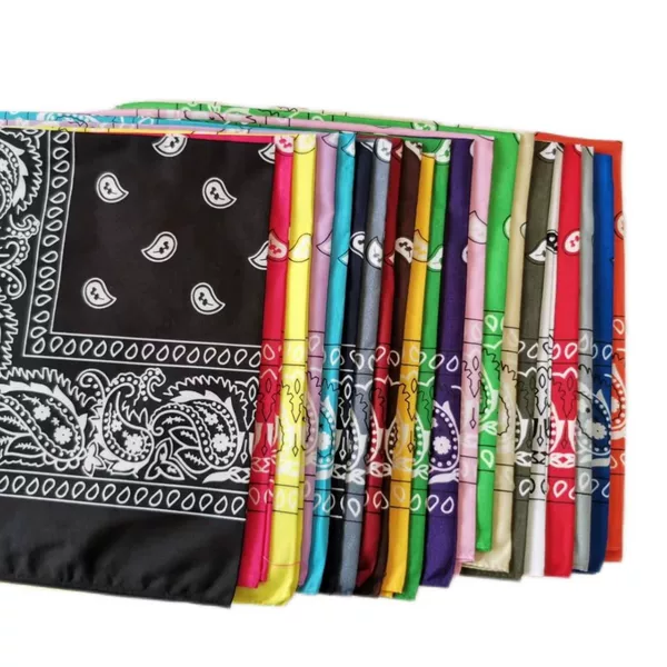 Directly supplied by the manufacturer, in stock for wholesale. 100% polyester 21g paisley headscarf. Paisley pattern for hip-hop, street dance, cycling, and outdoor activities