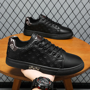 2023 spring new men's shoes board shoes small white shoes casual leather shoes men's shoes wholesale driving board shoes men's trendy shoes