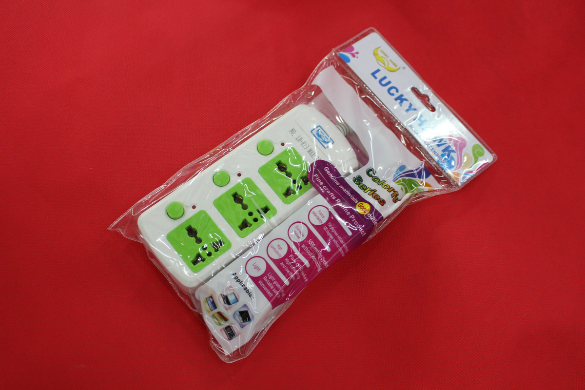 Tailandia estándar LH - 813 color brillante tres interruptores enchufe enchufe enchufe enchufe MEILEPAI precio de fábrica
