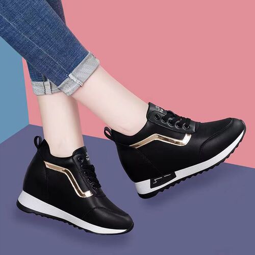 Women's Heel Lift Sports Shoes 2025 Korean Version Thick Sole White Shoes Breathable and Comfortable