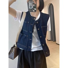 ヴィンテージ風秋デニムベスト、重ね着にも使える万能ノースリーブベストジャケット、デザイン性が高く着痩せ効果のあるデニムベストA3348