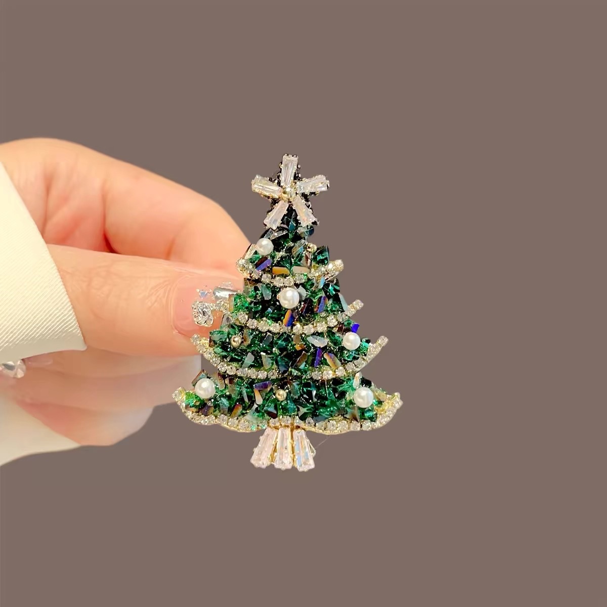 cute simple green christmas tree brooch personality affordable luxury high-grade niche design christmas atmosphere brooch